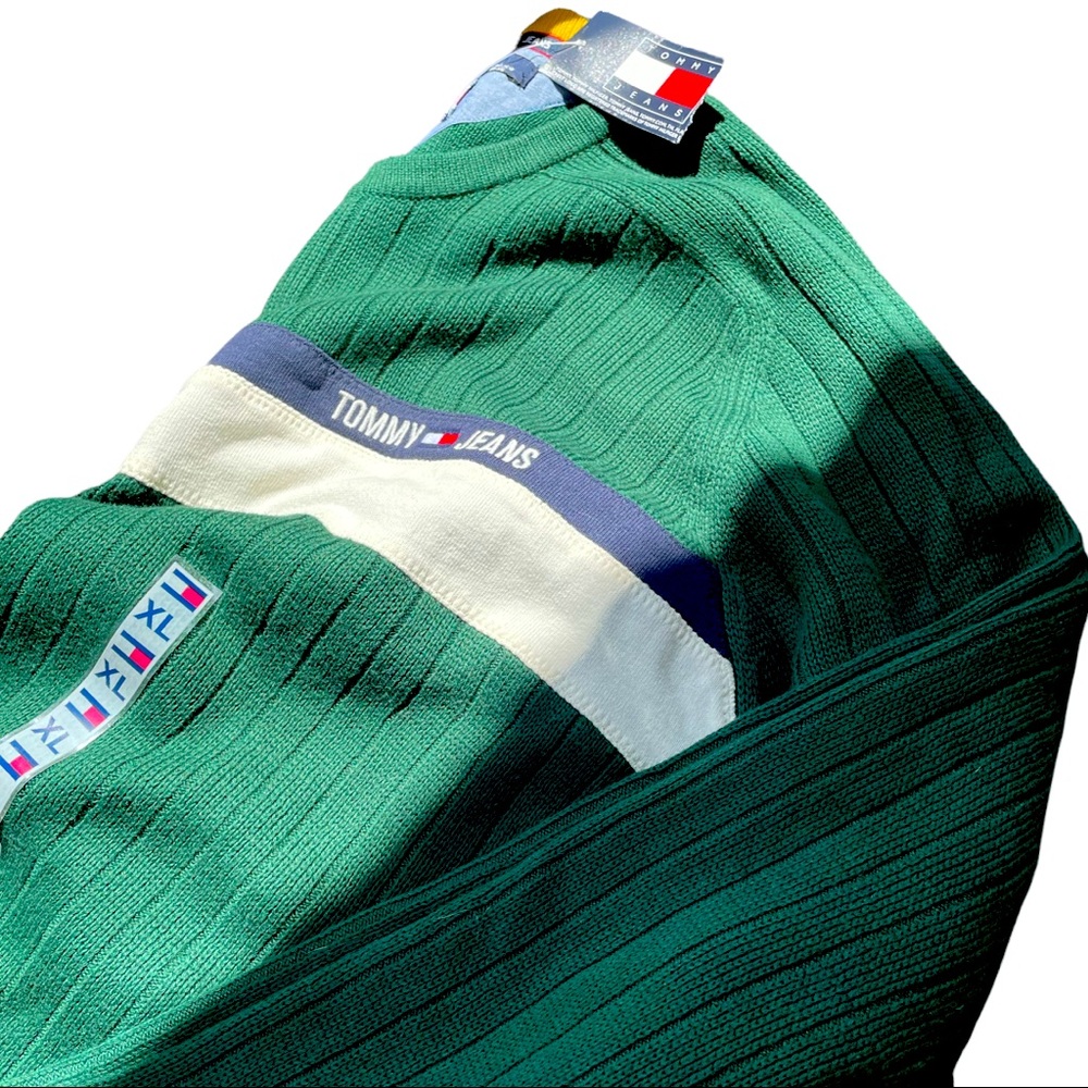 Tommy Hilfiger new with tags crew sweater